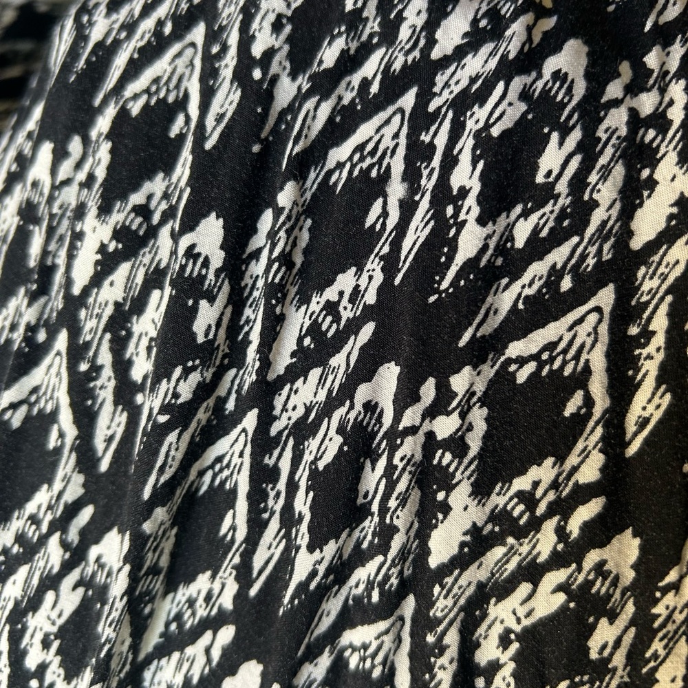 Max Studio Monochrome Patterned Jumpsuit - image 8